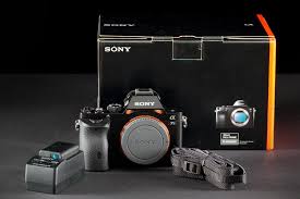 Sony a7s Canon EOS R5 Nikon Z9